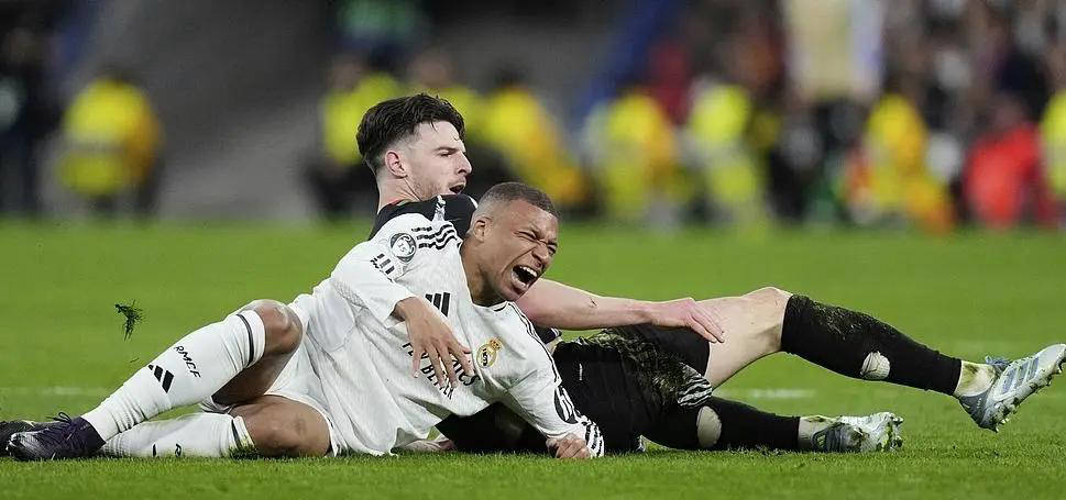 皇马主场失利,小组赛形势严峻(皇马主场失利,小组赛形势严峻吗) 皇马主场失利,小组赛形势严峻(皇马主场失利,小组赛形势严峻吗)