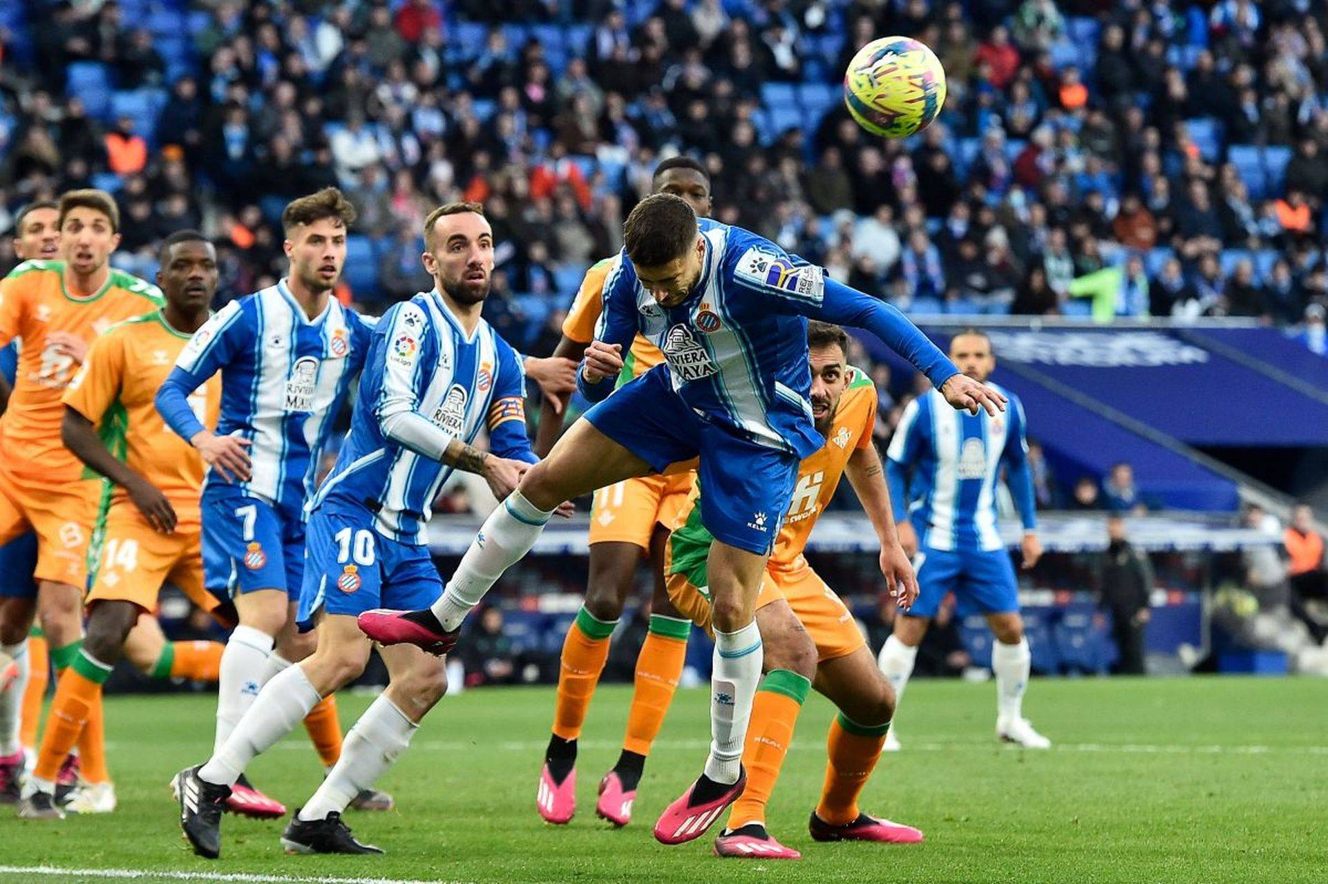 拉齐奥遭遇两连败，欧洲赛场希望渺茫的简单介绍