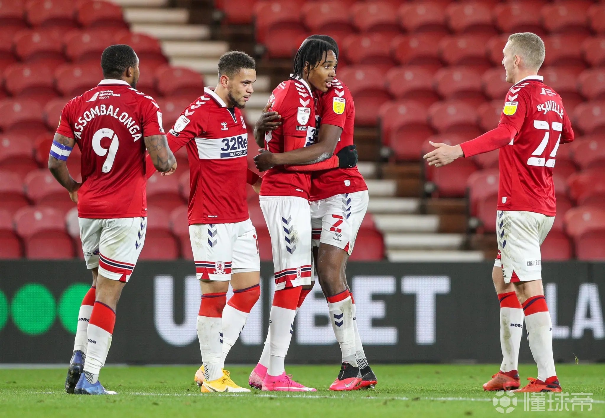 雷丁队连胜收官,英冠冠军在望的简单介绍 雷丁队连胜收官,英冠冠军在望的简单介绍