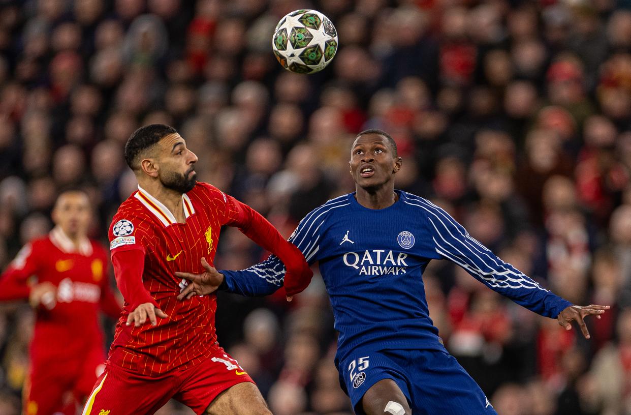 利物浦客场逆转力挫葡萄牙体育，晋级八强