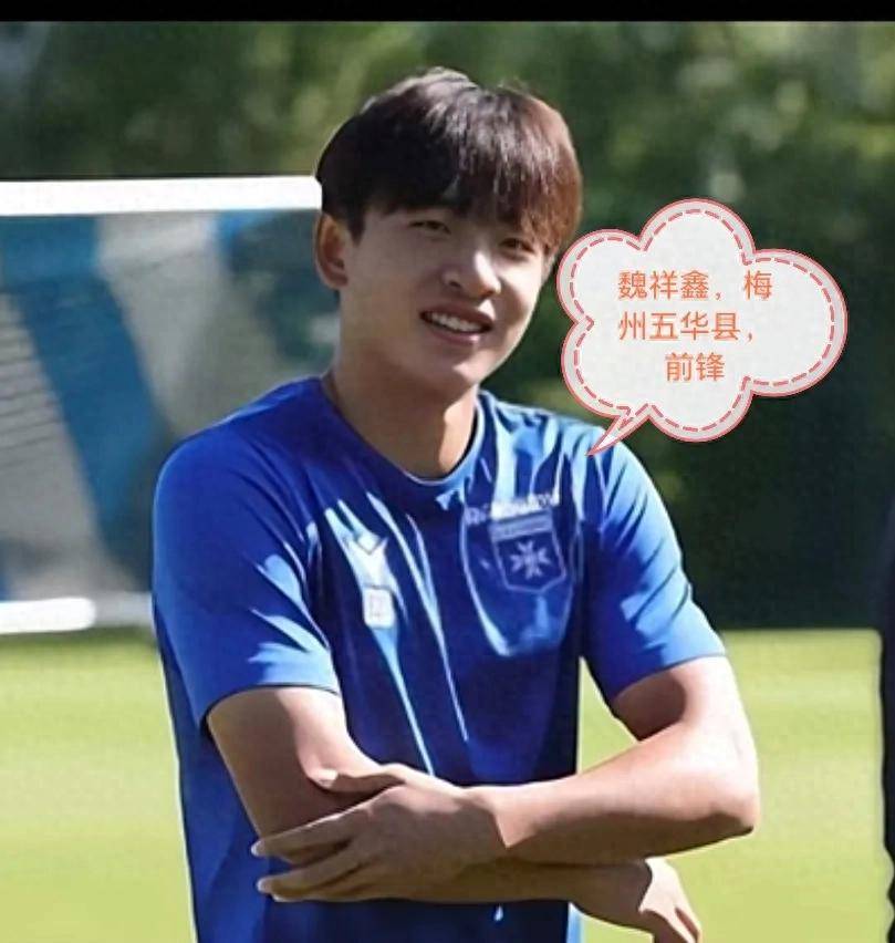 关于足球比赛中一位老将的惊艳表现引发球迷一片赞叹的信息 关于足球比赛中一位老将的惊艳表现引发球迷一片赞叹的信息