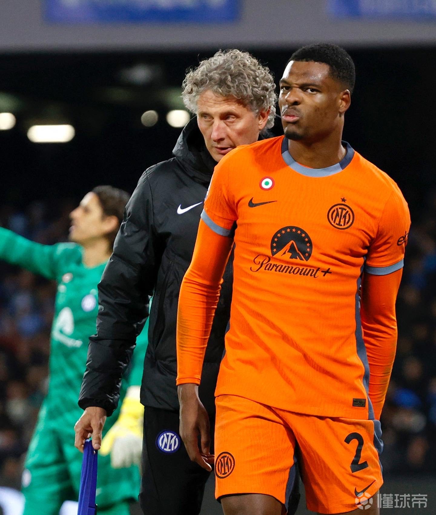 意甲卫冕冠军面临挑战,球迷呼吁支持 意甲卫冕冠军面临挑战,球迷呼吁支持