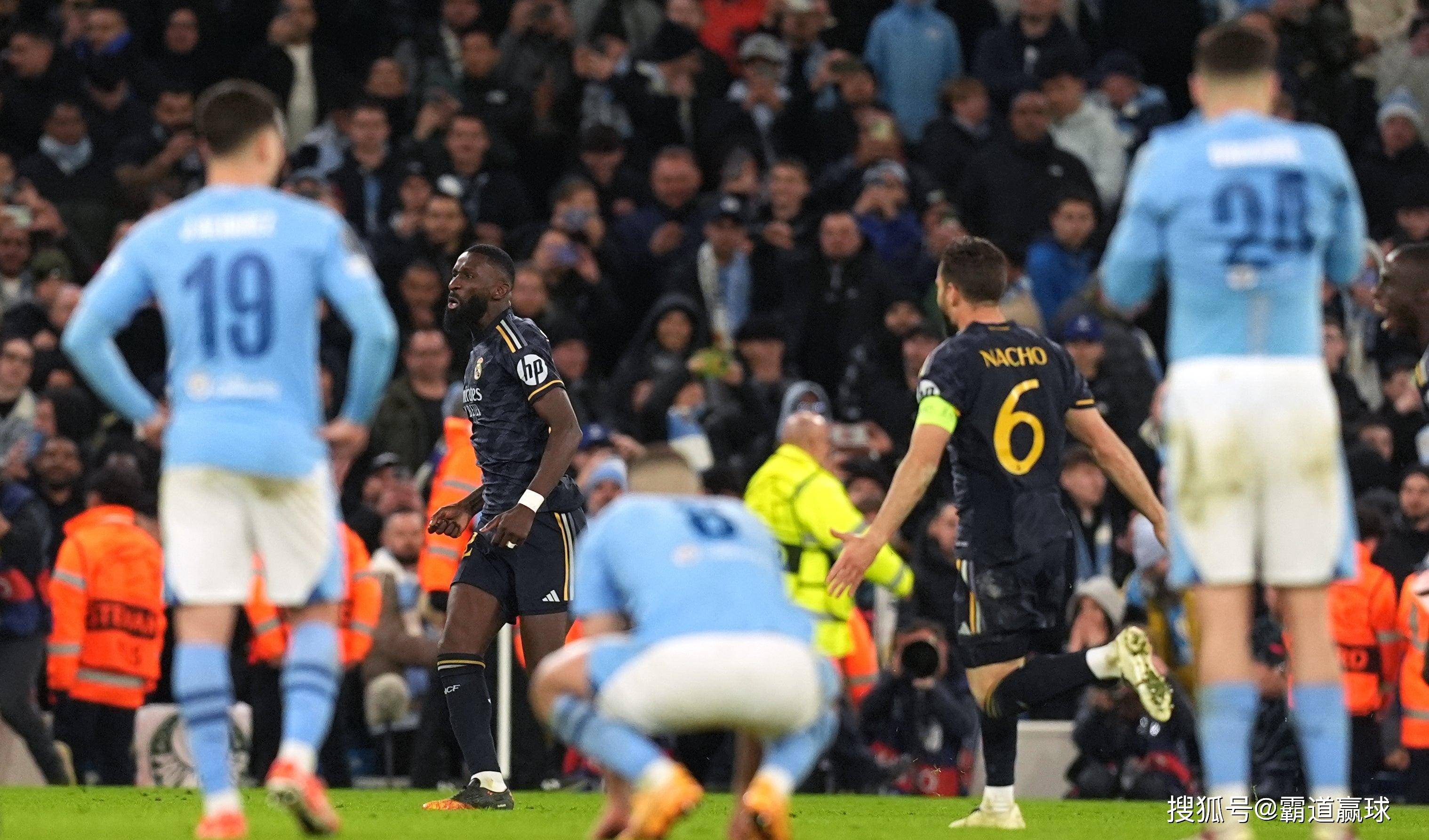 包含曼联险胜欧冠关键战,晋级希望存疑!的词条 包含曼联险胜欧冠关键战,晋级希望存疑!的词条