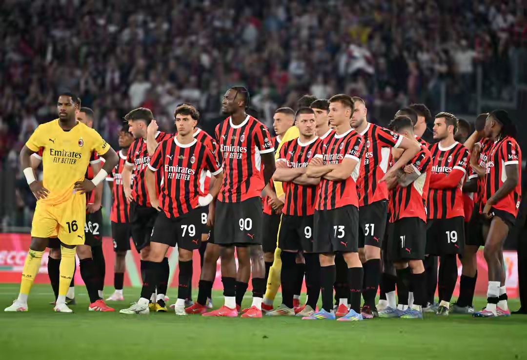 意大利足球赛事精彩绝伦，球队实力均衡悬殊的简单介绍