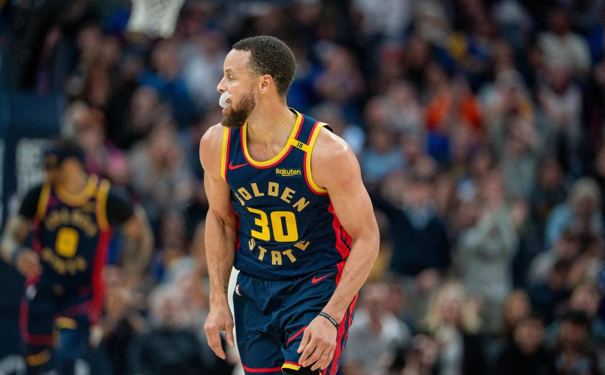 勇士遭遇三连败!库里赛后发飙砸东西,球队面临调整困境的简单介绍 勇士遭遇三连败!库里赛后发飙砸东西,球队面临调整困境的简单介绍