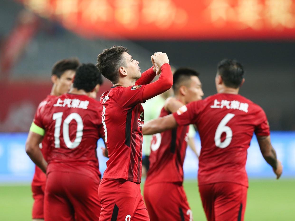 中超球队精彩斩获胜利，表现令人惊叹，引发关注